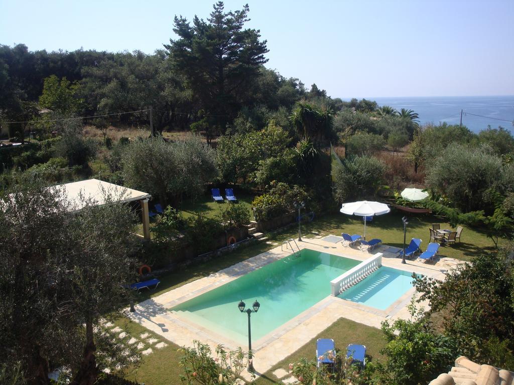 Pension Skala Agios Matthaios (Corfu) Exterior foto