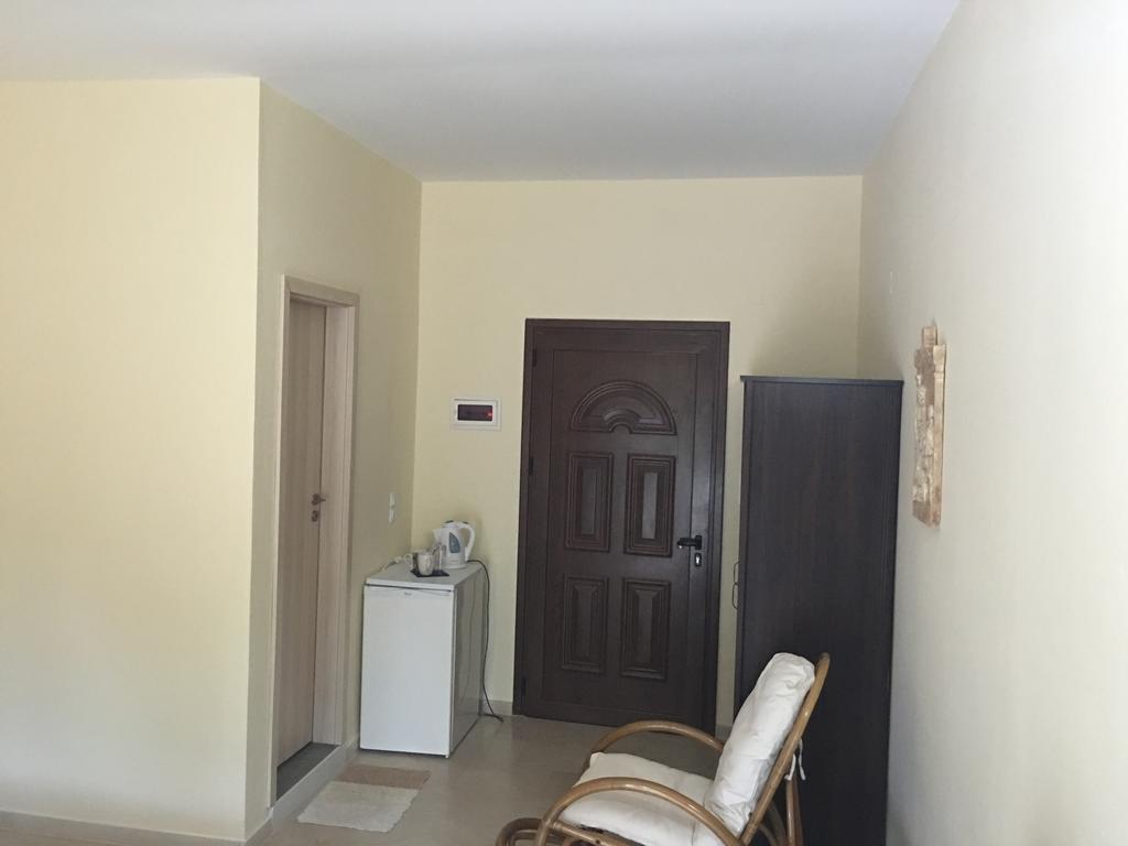 Pension Skala Agios Matthaios (Corfu) Exterior foto