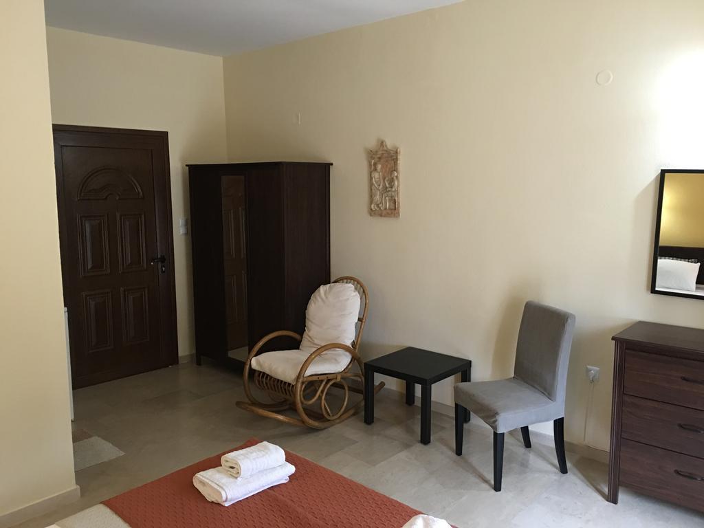Pension Skala Agios Matthaios (Corfu) Exterior foto