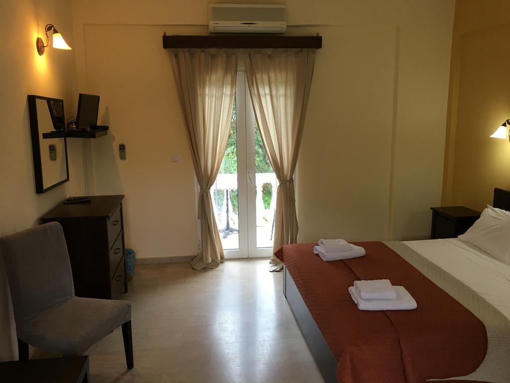 Pension Skala Agios Matthaios (Corfu) Exterior foto