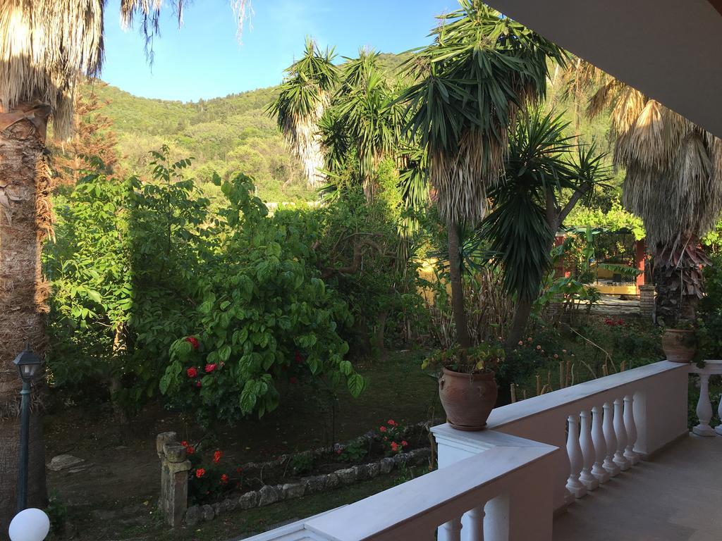 Pension Skala Agios Matthaios (Corfu) Exterior foto